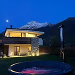 La Del In Giardino Colico
