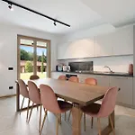 Apartamento La Del In Giardino Colico
