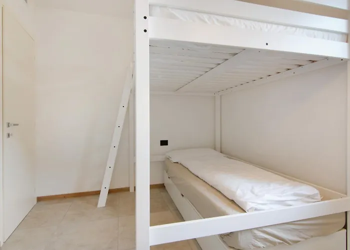 Apartament La Del In Giardino Colico