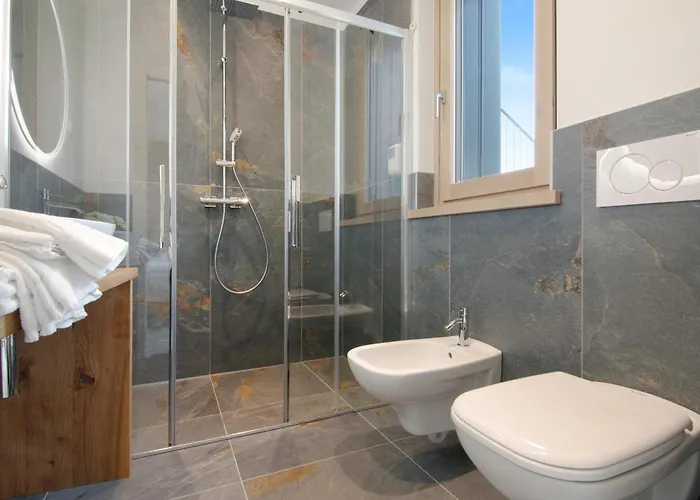 Apartament La Del In Giardino