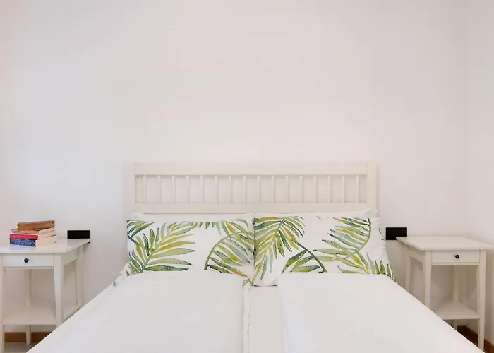 La Del In Giardino Apartament *